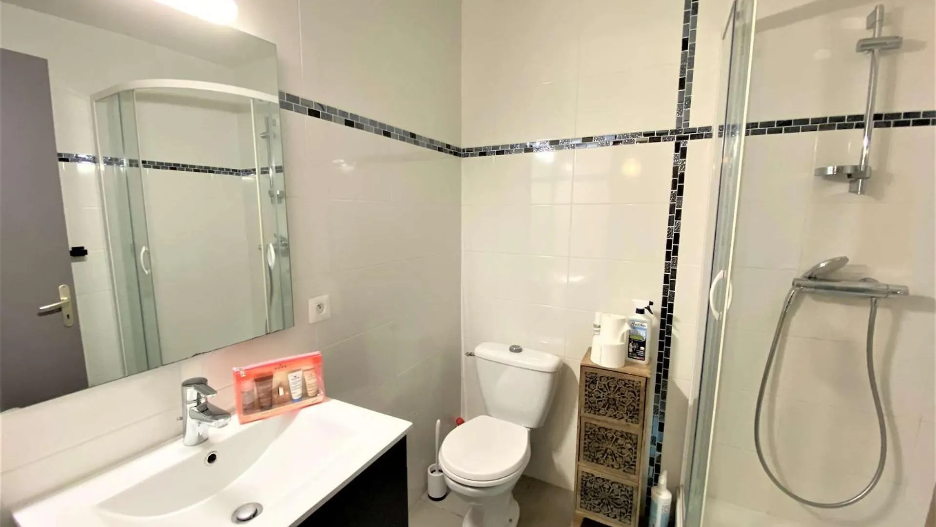 Bel Appartement 3 Etoiles Wifi Netflix A 200M Plage, Au Centre De Tregastel - Ref 702 Franciaország
